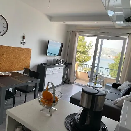 Summer Dream Directly At The Sea Trogir