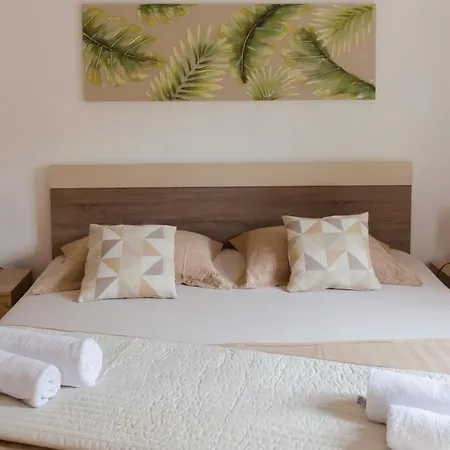 Apartment Summer Dream Directly At The Sea