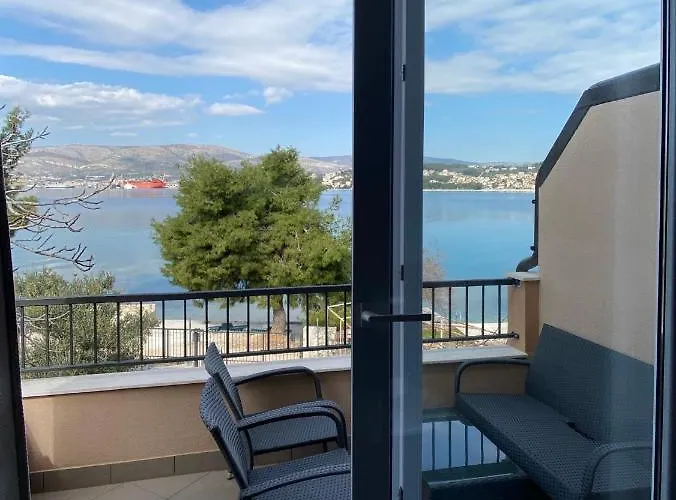 Summer Dream Directly At The Sea Daire *